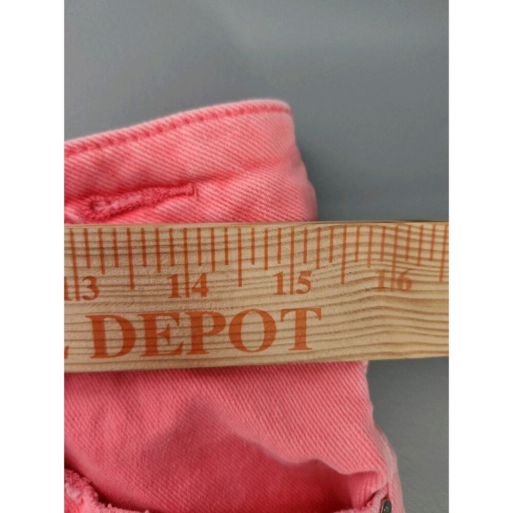 Women's Coral Distressed Denim Shorts - Picture 7 of 8